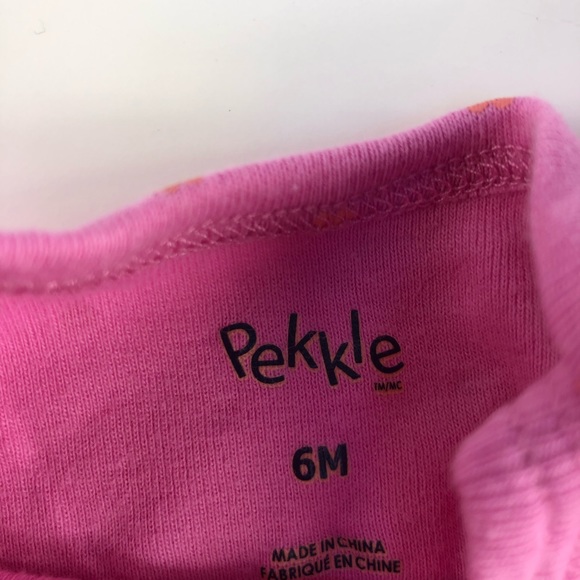 “hearts” onesie - Picture 4 of 4